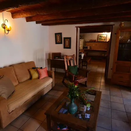 Affittacamere Casa Rural Atajo *